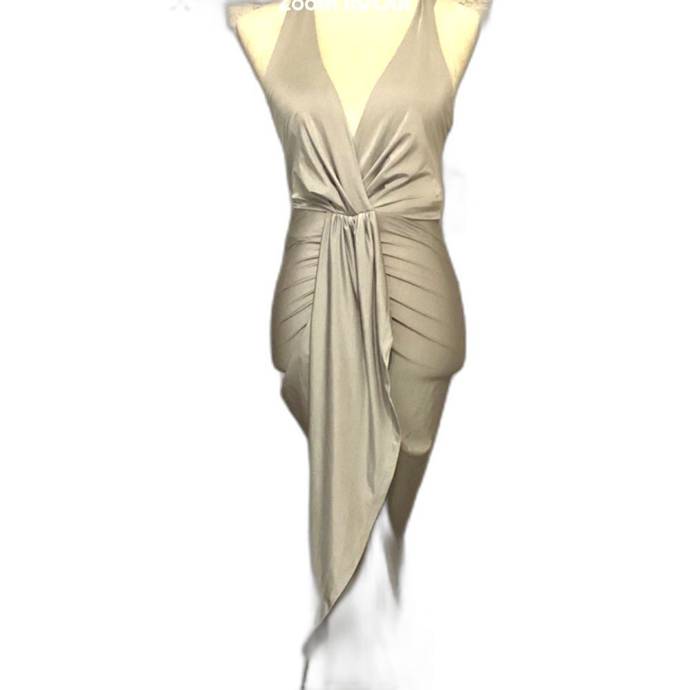 Aeom Dress Women’s Size XS Color Silver Cocktail Dress New with Tags